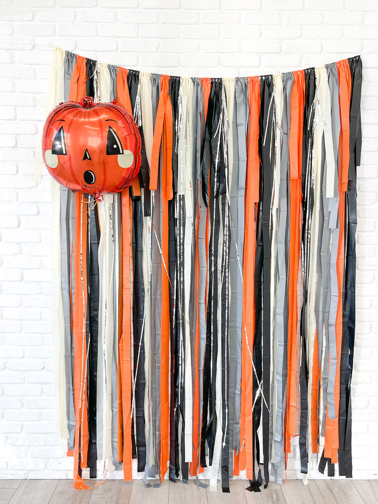 Halloween Fringe Streamer Backdrop| Vintage Halloween